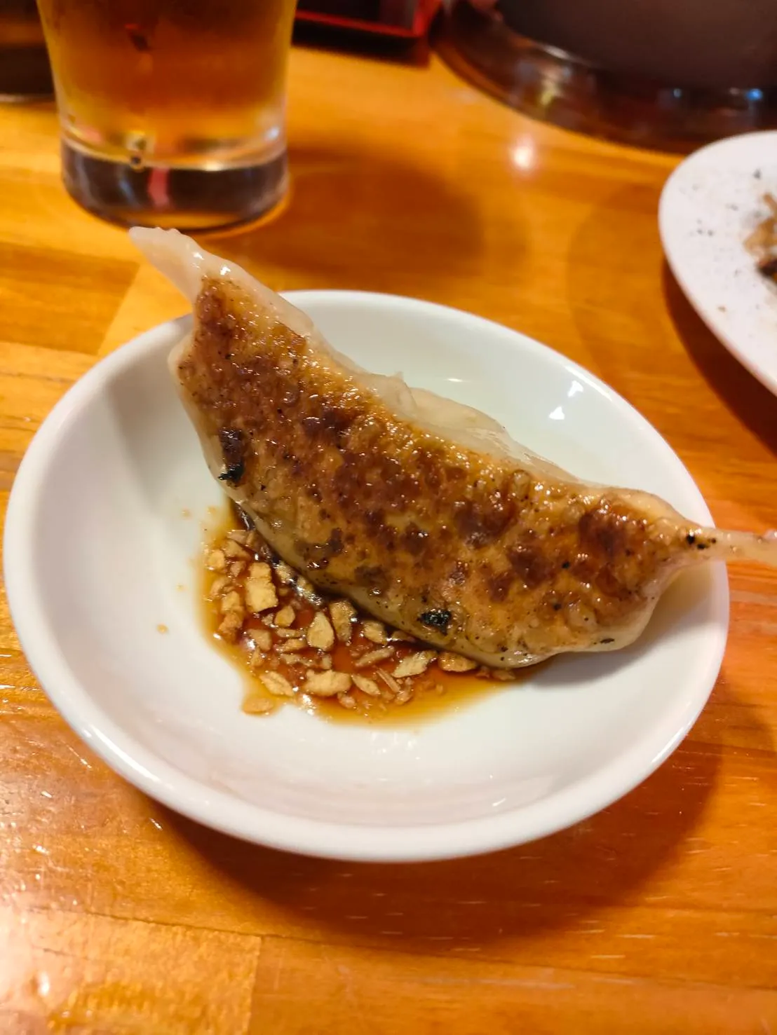 ニンニク不使用のジャンボ餃子とチャーシューが名物の『神餃子』に行ってきました!
