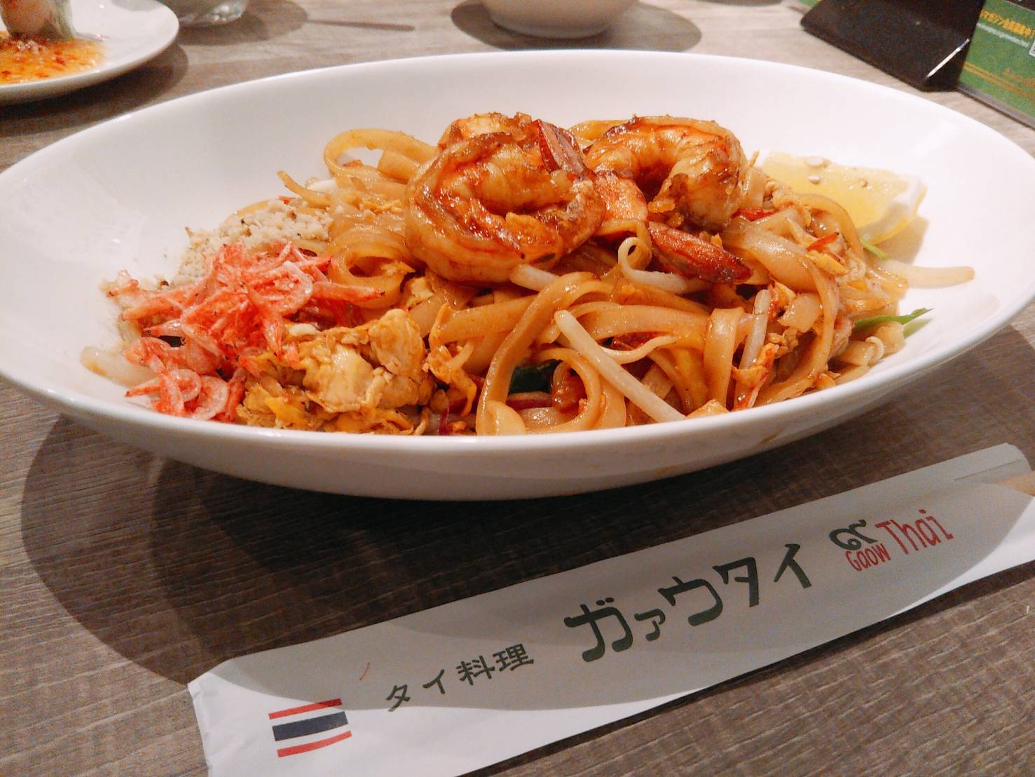 メインのパッタイ