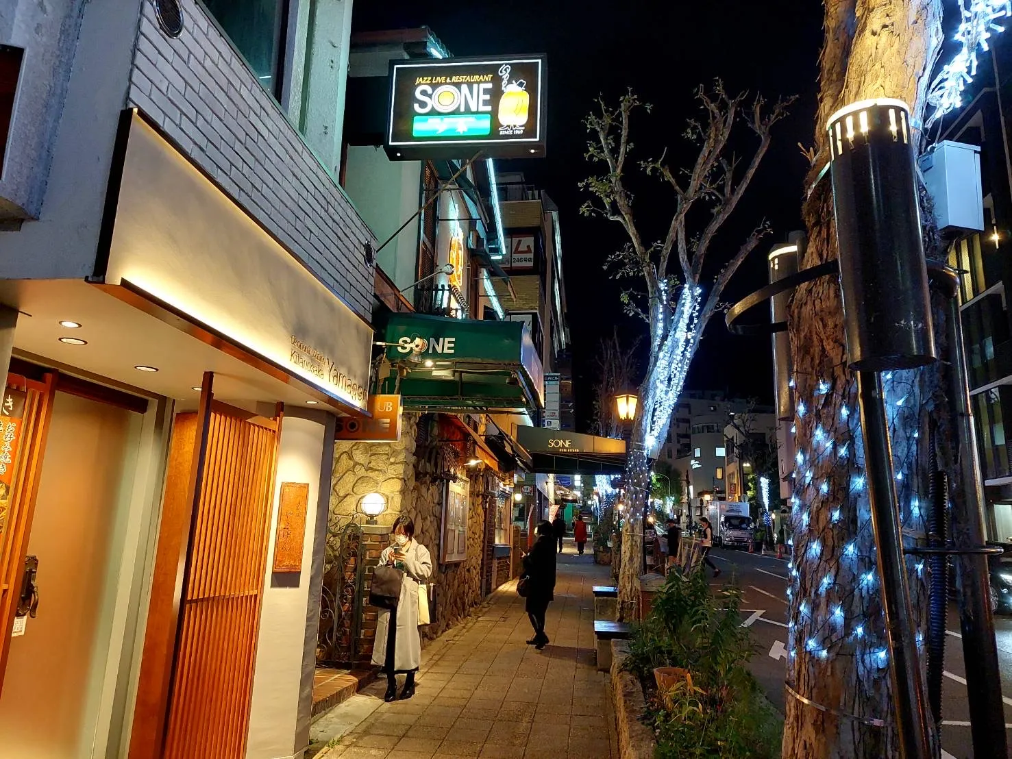 店舗周辺