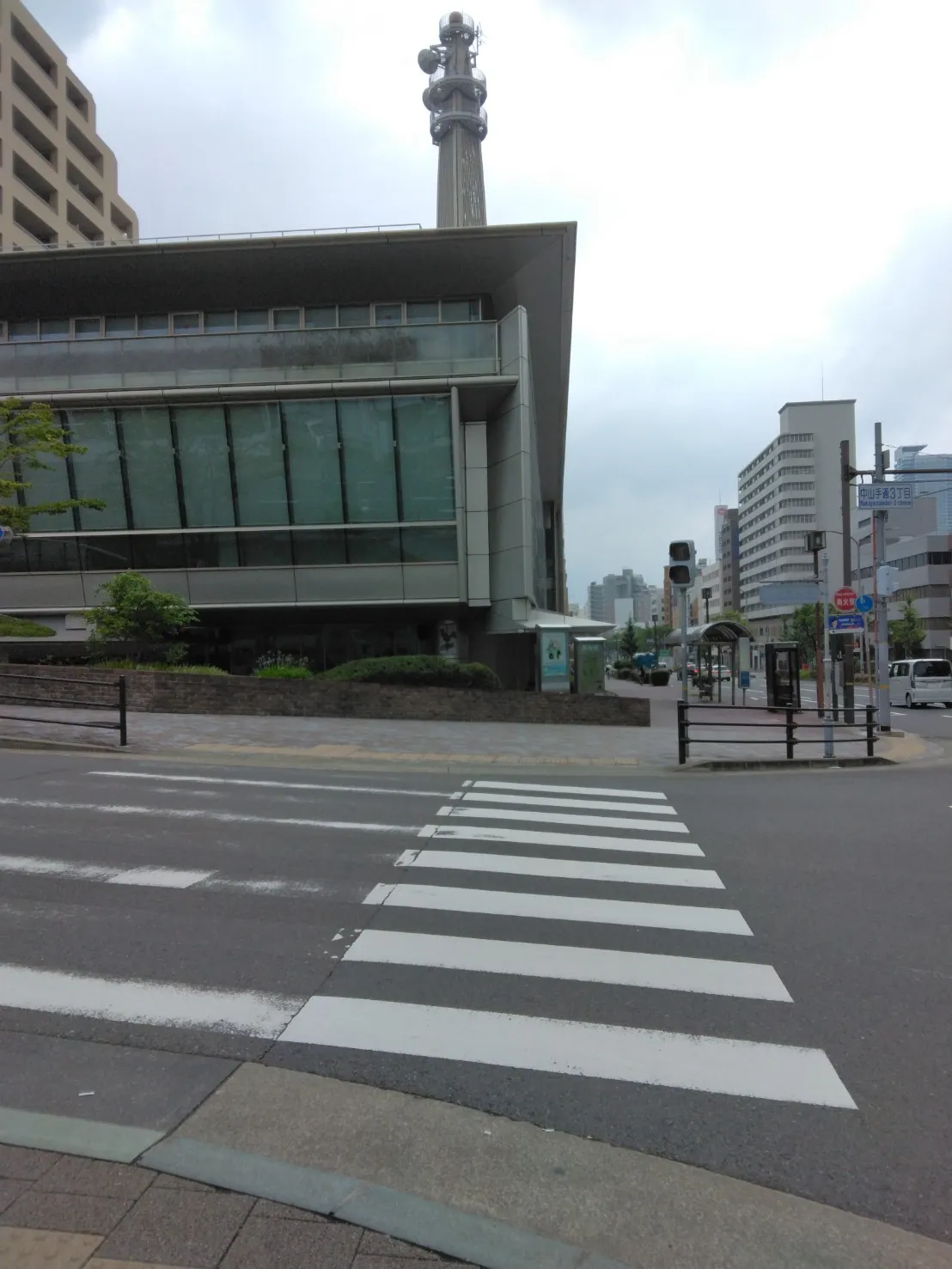 NHK