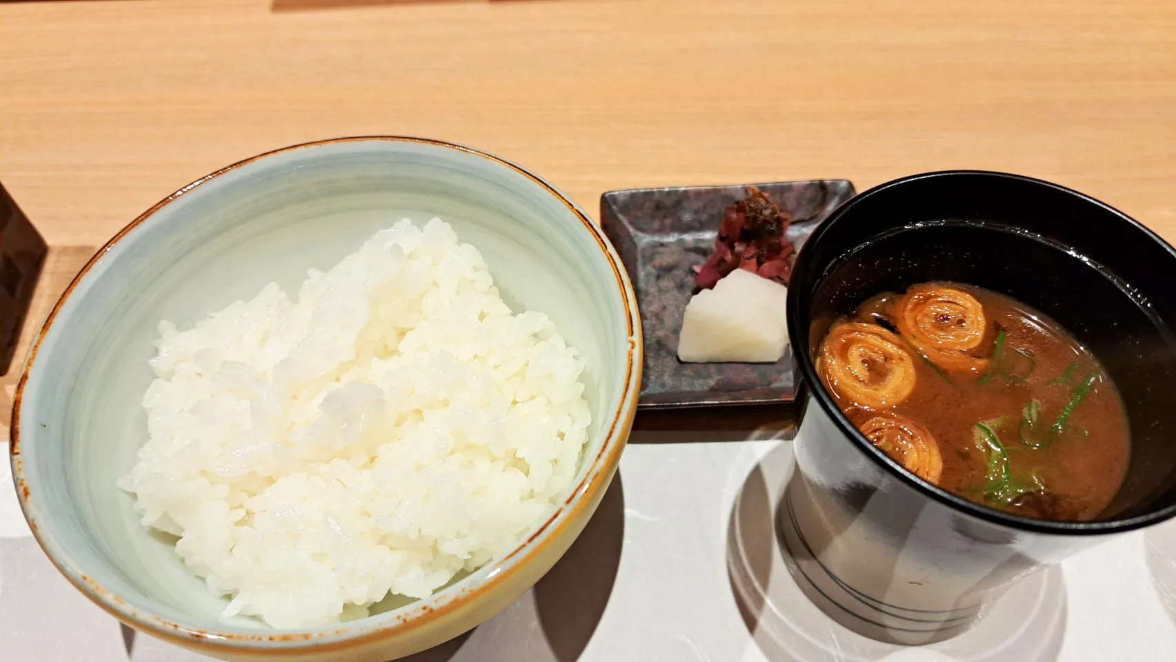御飯とみそ汁