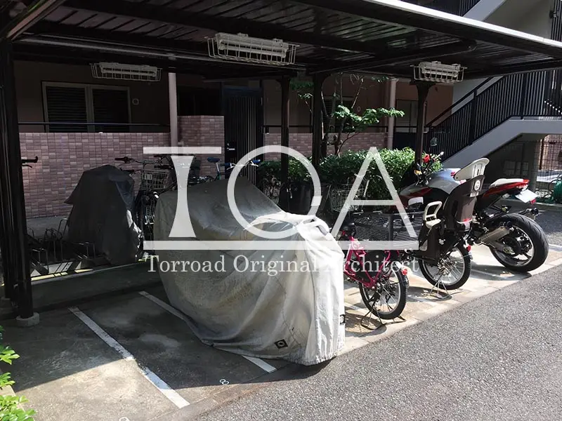 神戸山本通パークホームズ バイク置場