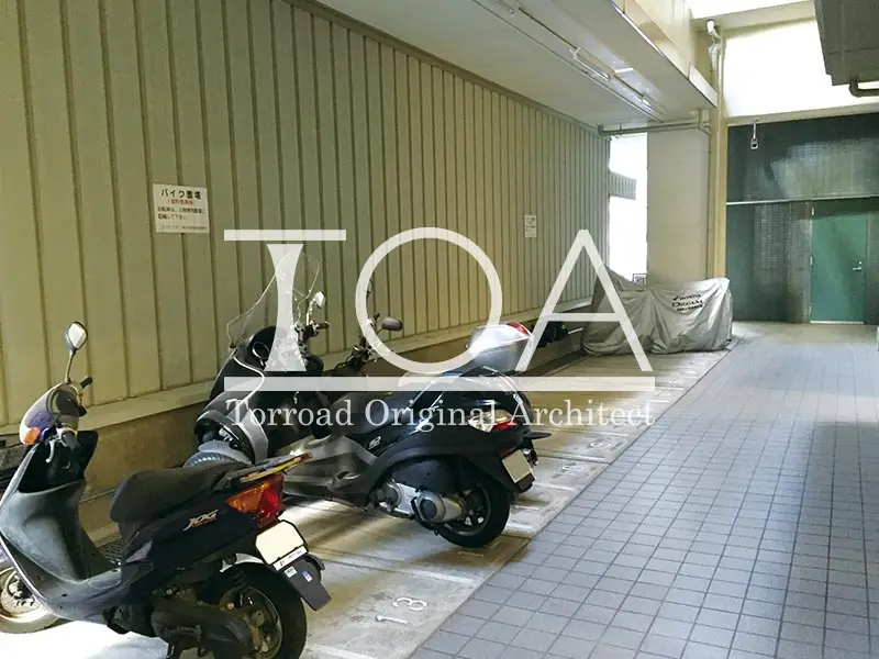 ライオンズタワー神戸旧居留地 バイク置場