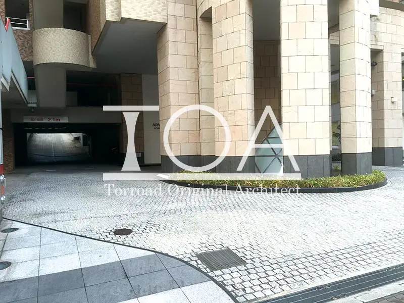 アパタワーズ神戸三宮 駐車場前