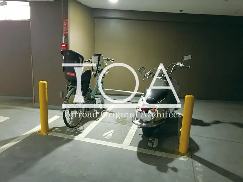 ワコーレ神戸中山手通 バイク置場