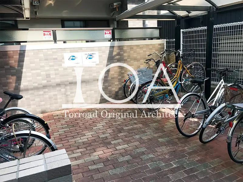 リブコート中山手通 駐輪場