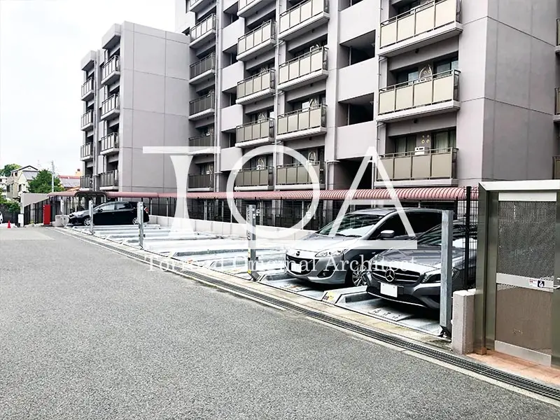 パークハイム神戸熊内町 駐車場