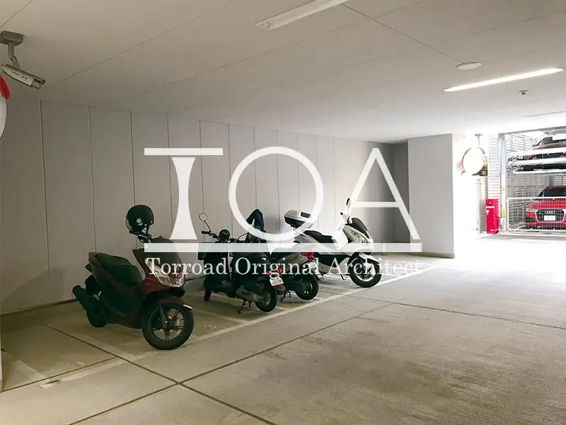 ジ・アーバネックスタワー神戸元町通 バイク置場