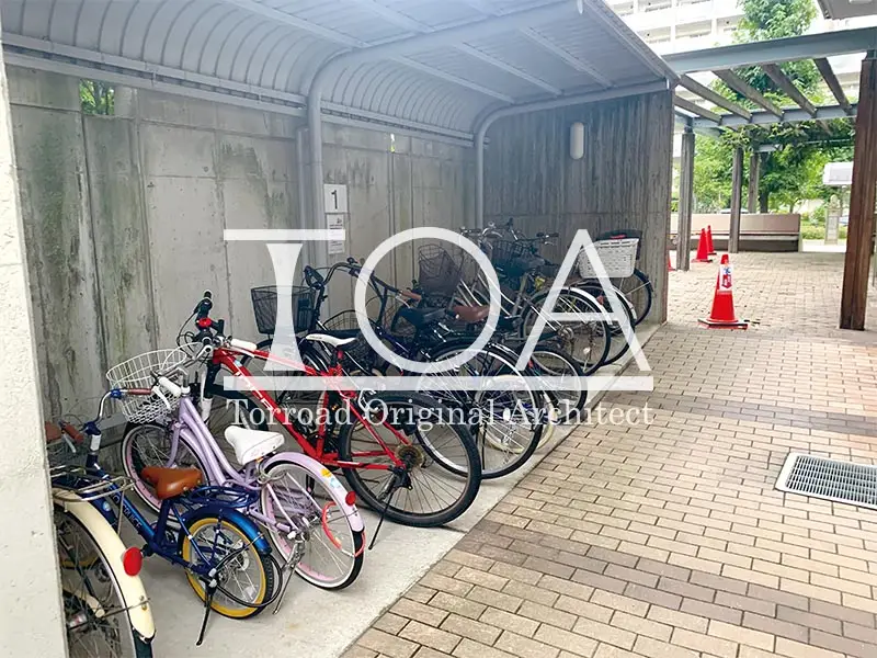 神戸海岸通ハーバーフラッツ１番館 駐輪場