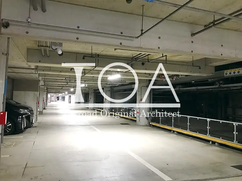 神戸海岸通ハーバーフラッツ4番館 駐車場