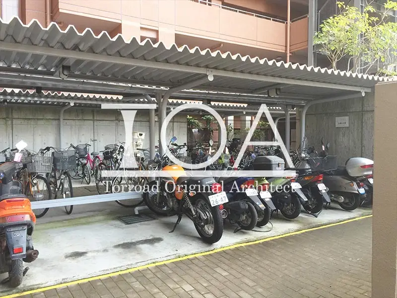 神戸海岸通ハーバーフラッツ6番館 バイク置場