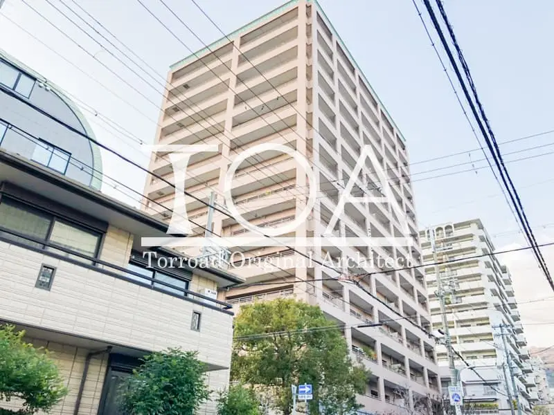 プラウドタワー住吉の外観