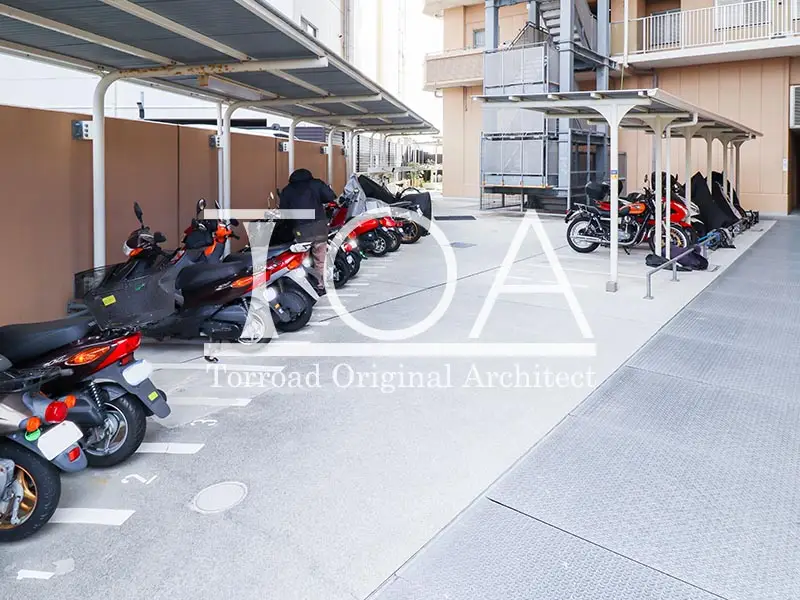 須磨コーストタワー バイク置場