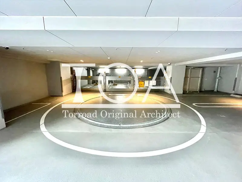 グランドメゾン神戸北野坂 駐車場