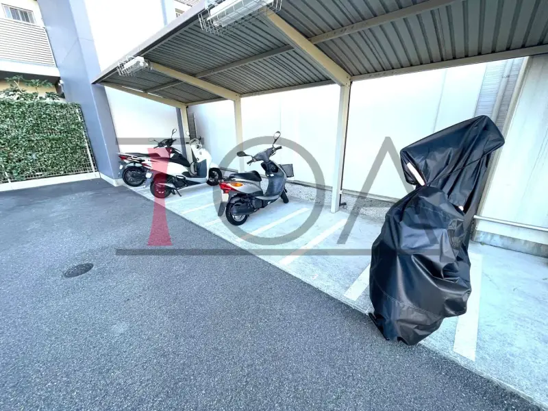 ジェイグラン・エル神戸兵庫 バイク置き場
