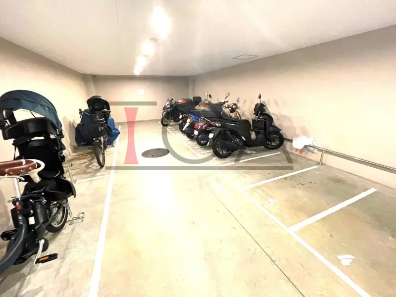 ワコーレシティ兵庫駅前通 バイク置き場