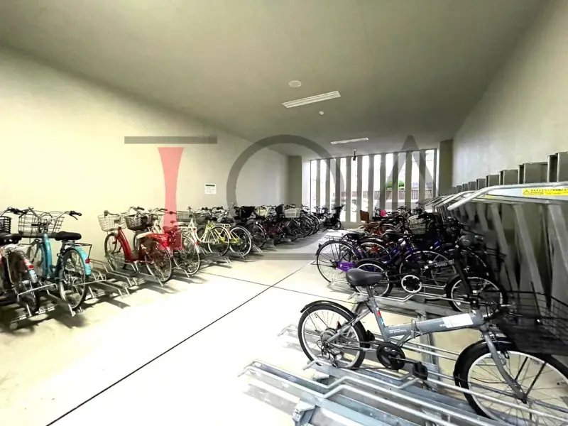 サーパス西明石駅前 駐輪場