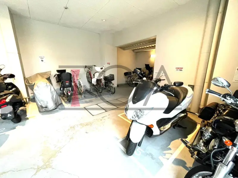 ワコーレ西明石駅前ガーデンズ バイク置き場