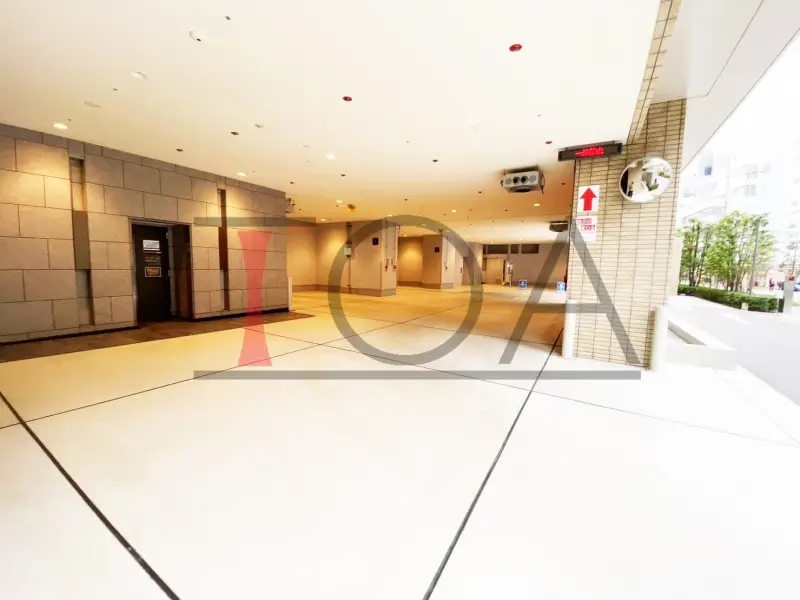 ブランズタワー梅田North 駐車場