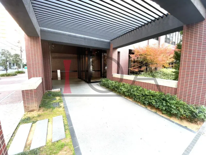 クラッシィタワー南船場 エントランスアプローチ