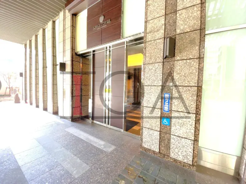 アップルタワー大阪谷町 エントランス前