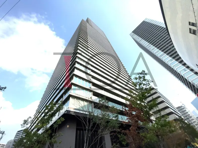 グランドメゾン新梅田タワー THE CLUB RESIDENCE 北東からの外観