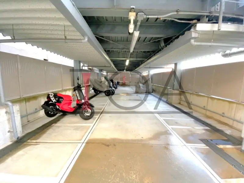 ヴィークタワー南堀江 バイク置き場