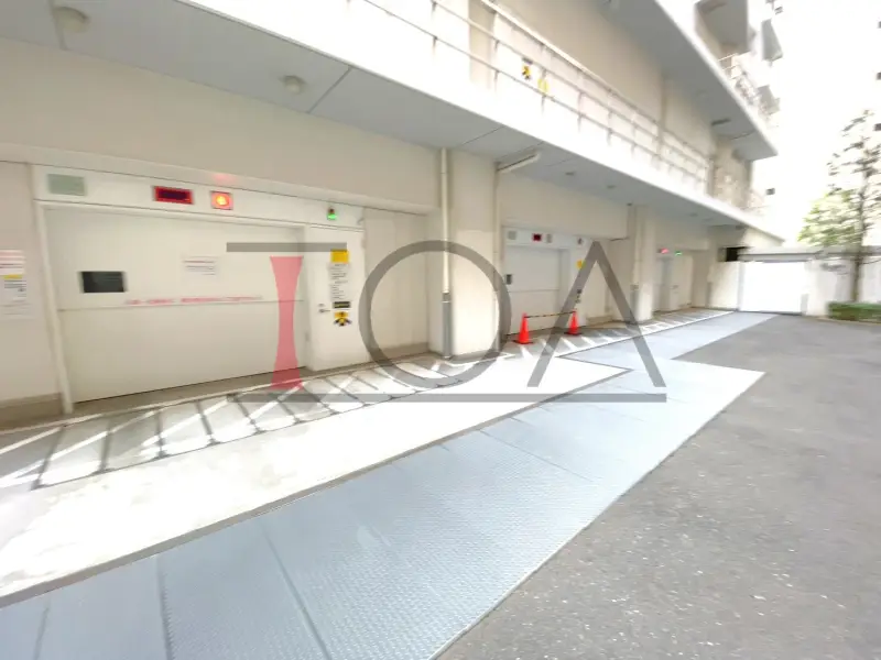 パークタワー梅田 タワーパーキング前