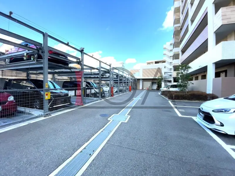 摩耶シティCOMFORT(摩耶シティコンフォート) 駐車場