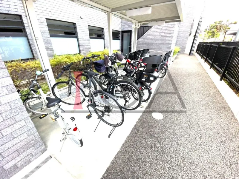 グランヴィ御影郡家 駐輪場