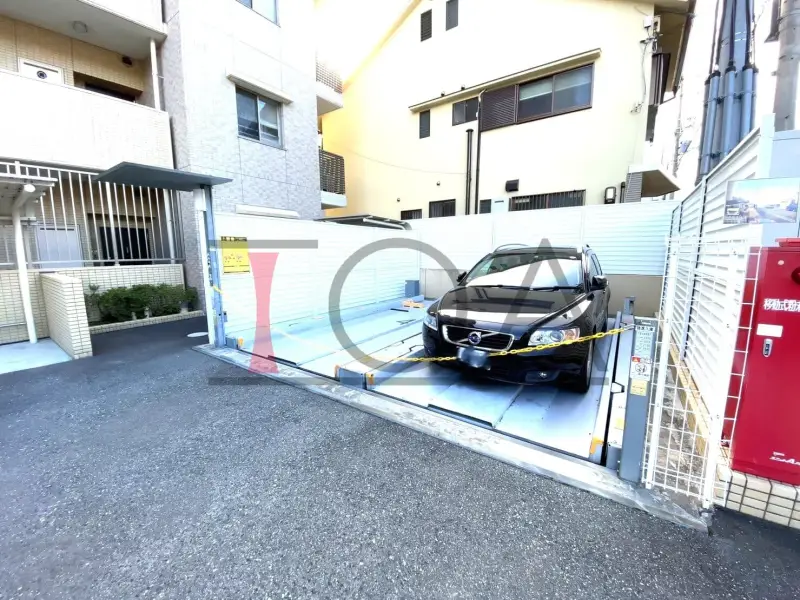 アルファステイツ六甲篠原 駐車場