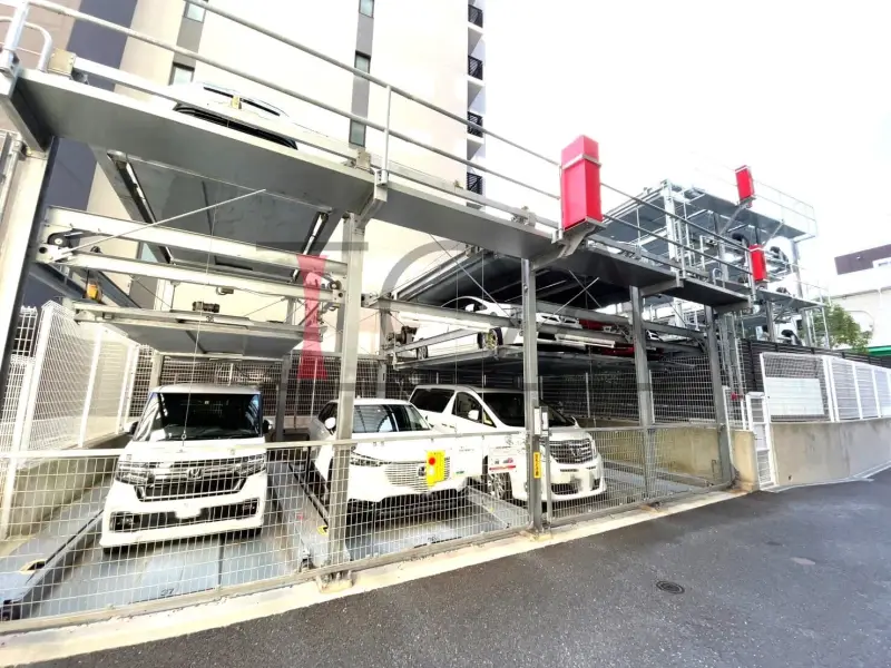 グルーブ王子公園グランウィング 駐車場