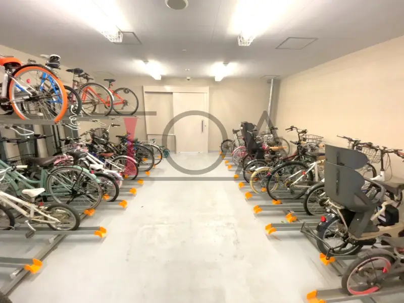 プレミスト六甲道 駐輪場