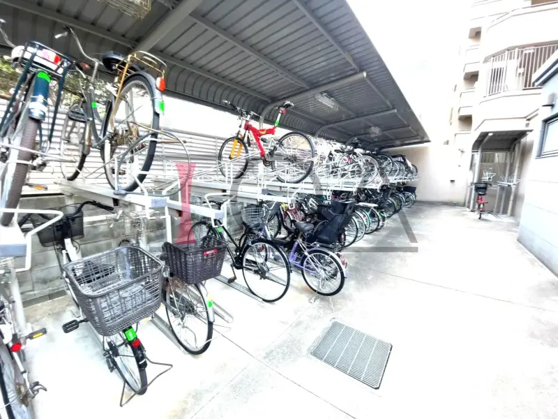 リーベスト六甲道 駐輪場