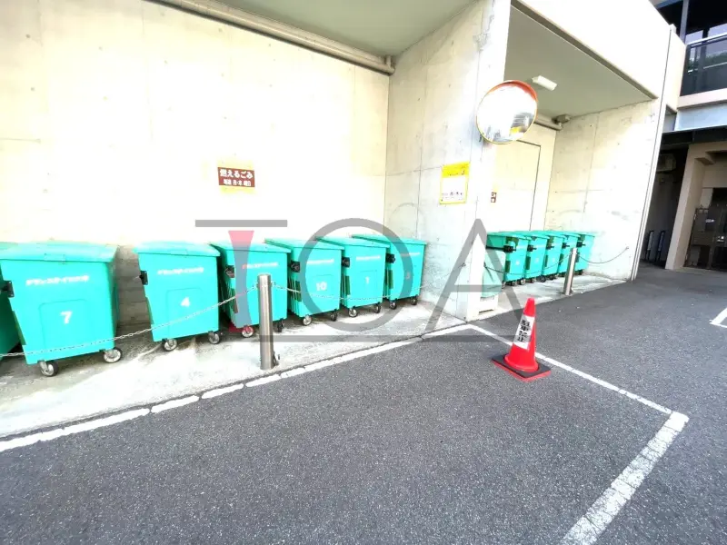 グランステイツ六甲 ゴミ置き場