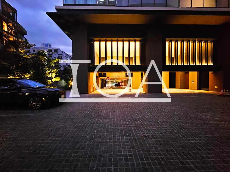 グランドメゾン新梅田タワー THE CLUB RESIDENCE 駐車場入口
