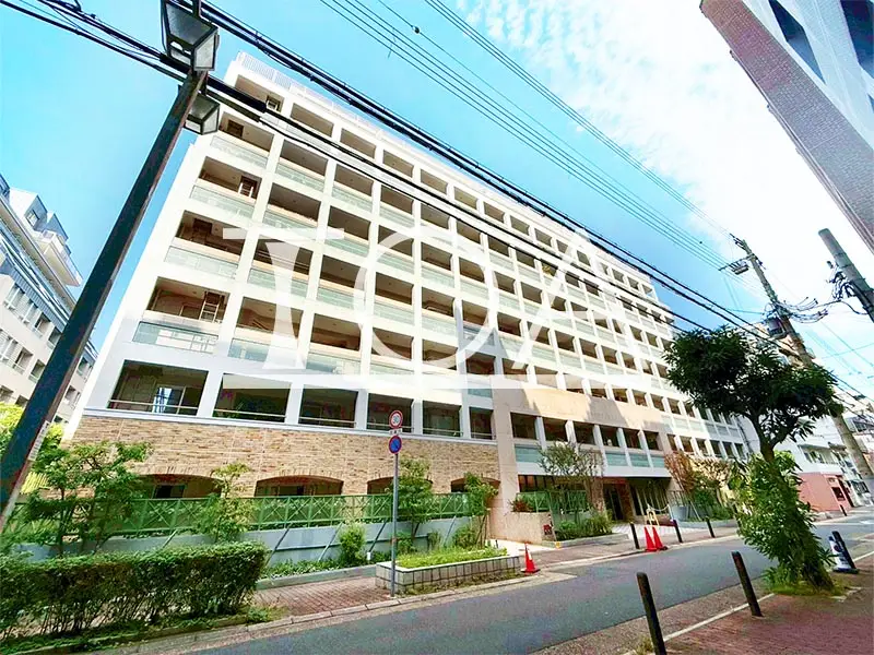 ワコーレ山本通アヴァンツィオ マンション外観